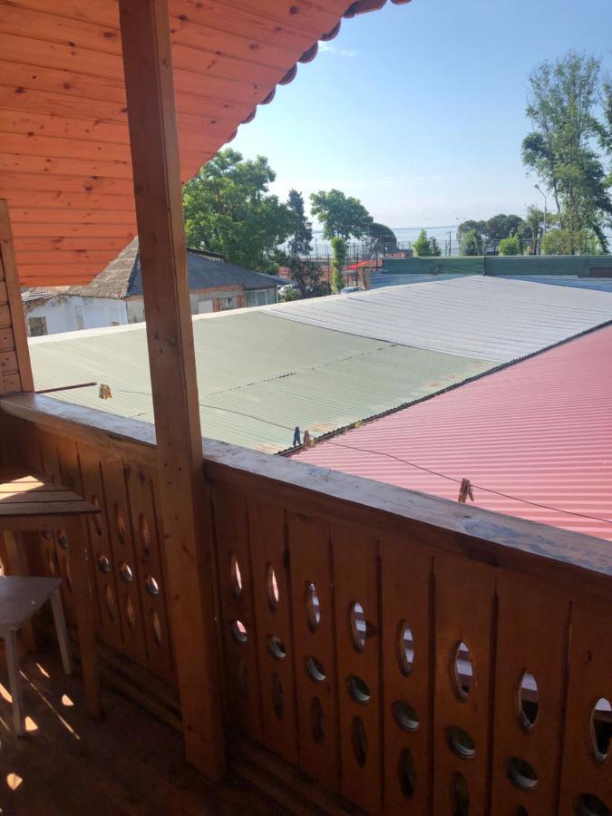 Гостевой Дом Тина Sukhumi Ngoại thất bức ảnh