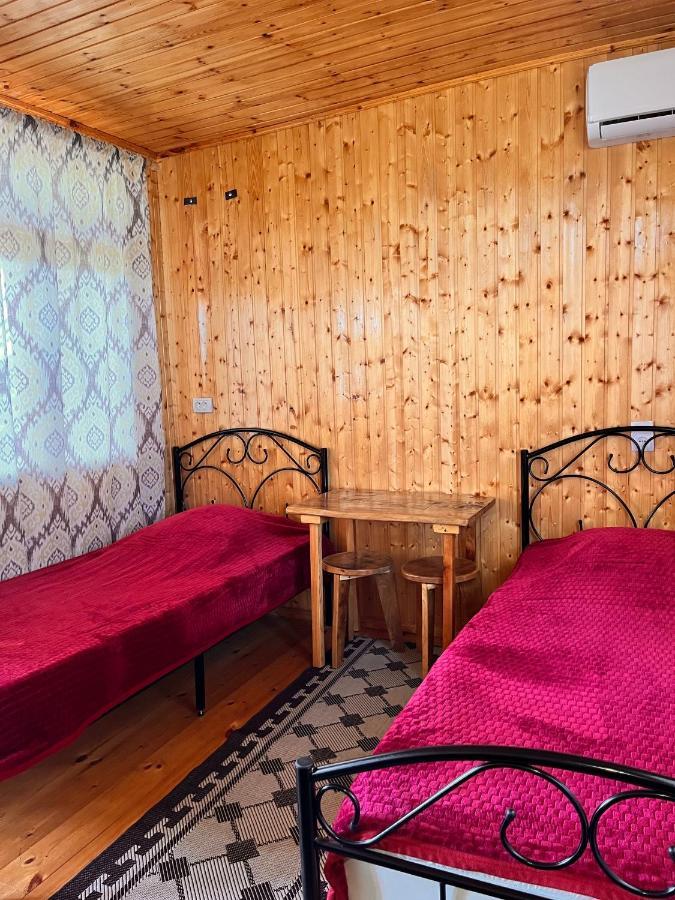 Гостевой Дом Тина Sukhumi Ngoại thất bức ảnh